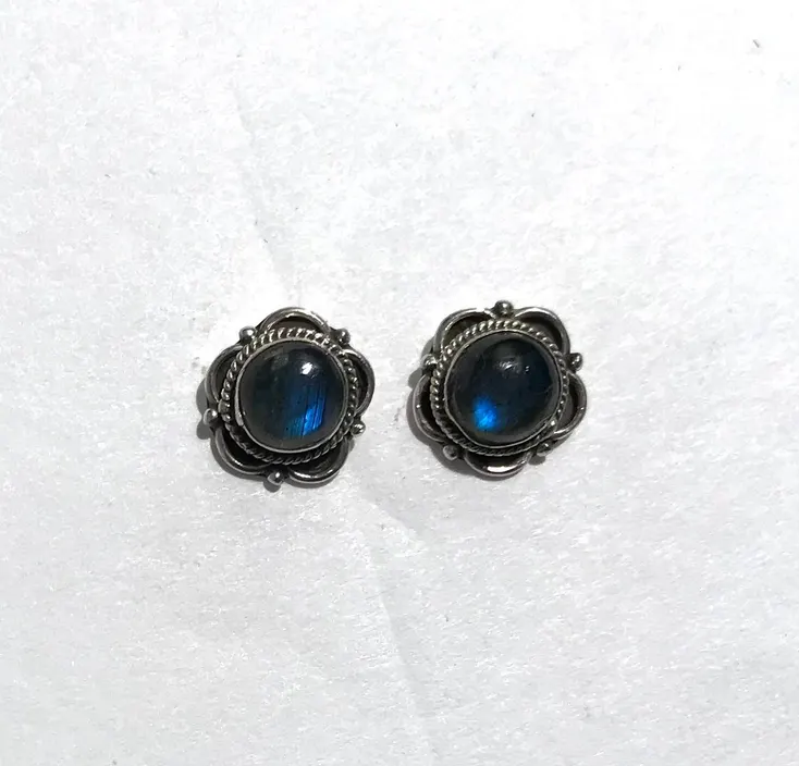 Blumen Ohrstecker Labradorit Ohrstecker Ohrringe 925 Sterling Silber Ohrringe Runde Edelstein Ohrstecker Blauer Feuer Edelstein Ohrstecker Geschenk für Sie Geschenkideen