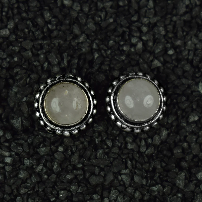 Natürliche Mondstein Ohrstecker 925 Silber Ohrstecker Elegante Ohrstecker Runde Ohrstecker Juni Geburtsstein Jahrestagsgeschenk Frauen