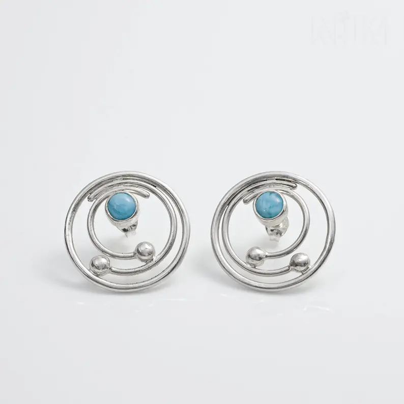 Runde Larimar-Edelstein 925er Sterlingsilber-Ohrstecker Designer-Ohrstecker Natur-Edelstein-Ohrringe Handgemachte Ohrringe