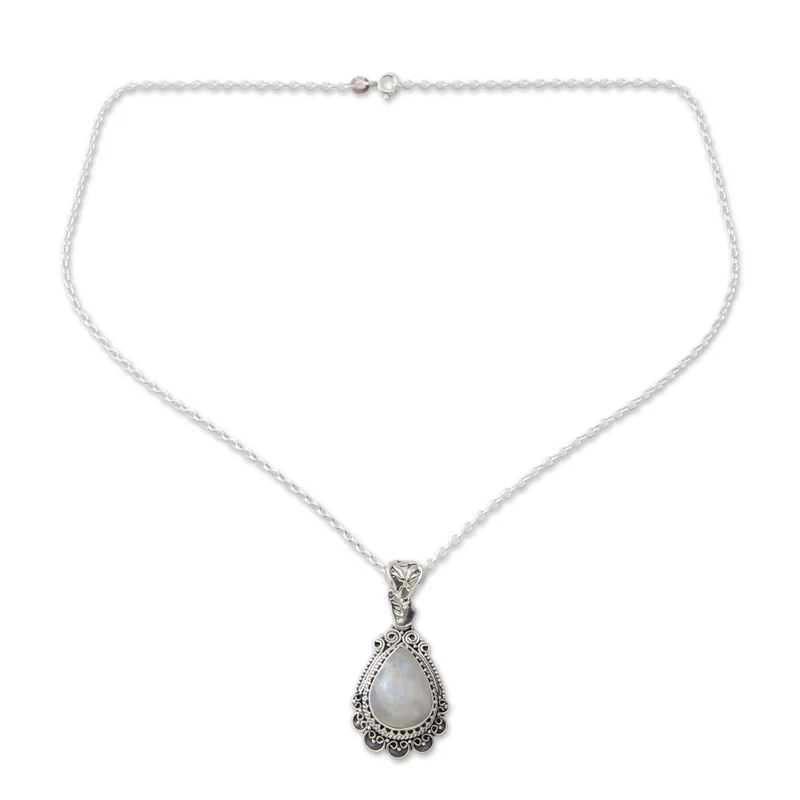 Verzierte handgefertigte Halskette aus Sterlingsilber mit Mondstein, handgefertigter böhmischer Schmuck, Jubiläumsgeschenk für sie