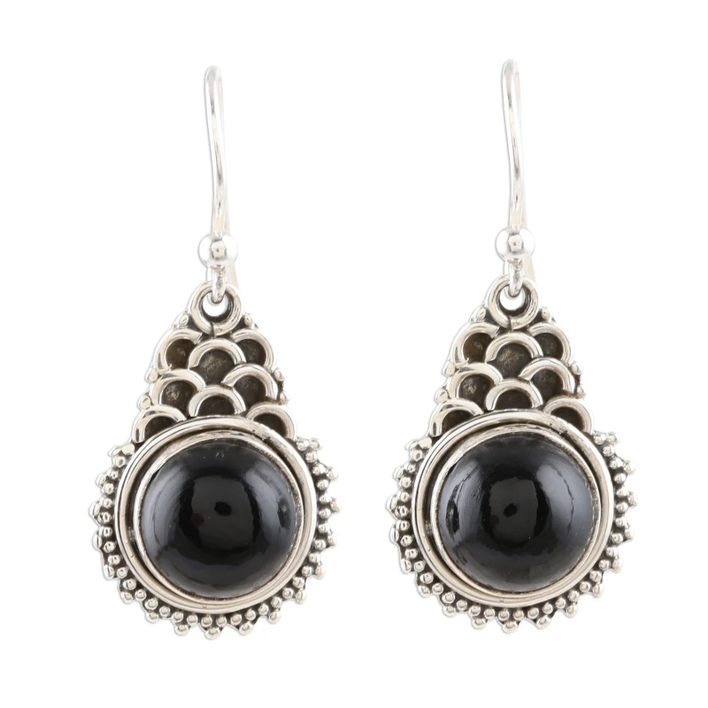Ohrringe aus schwarzem Onyx, gefasst in 925er Sterlingsilber, handgefertigte Damenohrringe, Geschenke für Mutter und ihre Bohemian-Schmuck