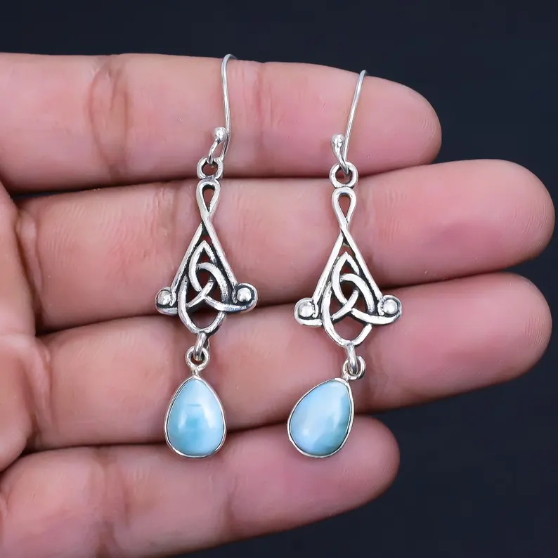 Natürliche Larimar Designer-Silberohrringe Geschenk für Frauen Handgemachte Silberohrringe 925 Sterling Silber Ohrringe Geschenk für Mädchen