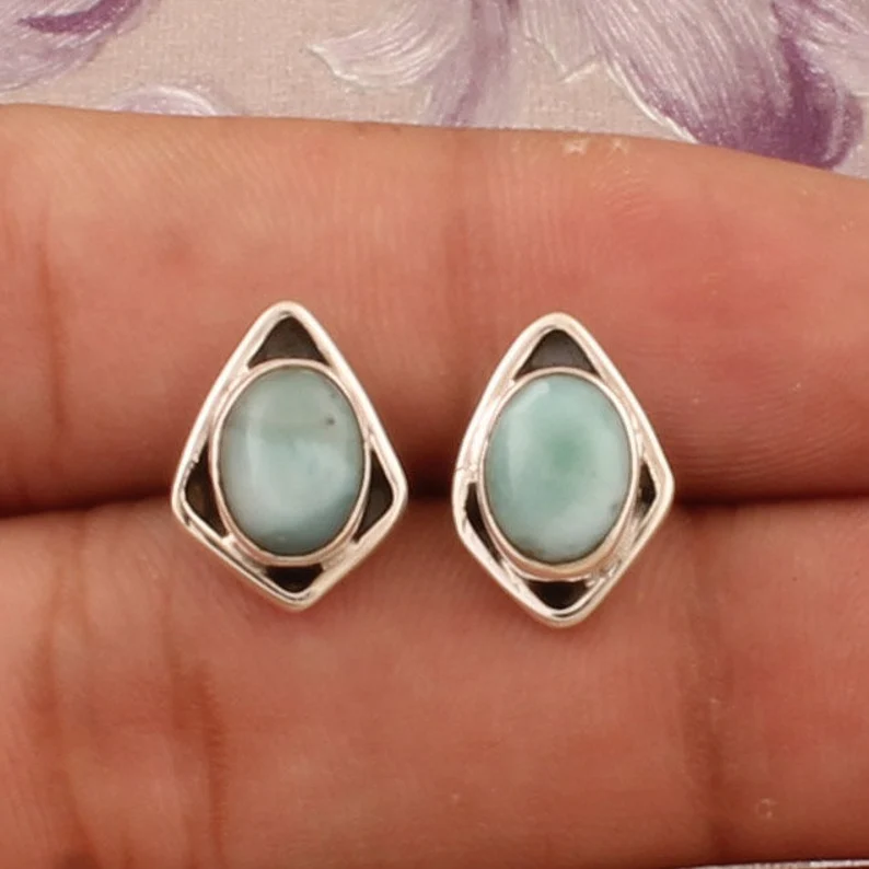 Larimar Edelstein Ohrstecker Massives 925er Sterlingsilber Designer-Ohrringe Silber-Ohrringe Natur-Edelstein-Ohrringe Handgemachte Ohrringe Geschenkidee