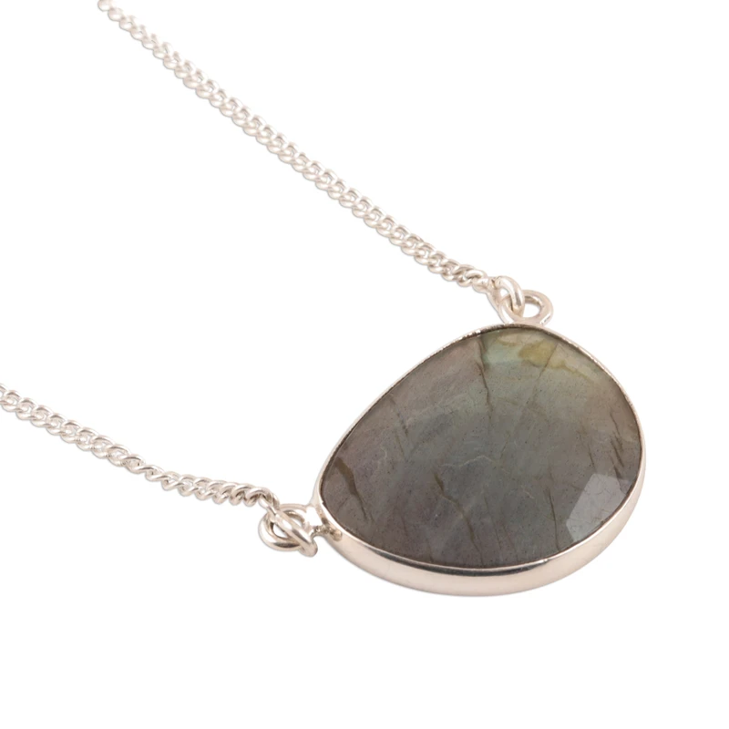 Echte Labradorit-Anhänger-Halskette 925 Sterling Silber Schmuck Zierlicher Labradorit-Schmuck Geschenk für Sie & Ehefrau