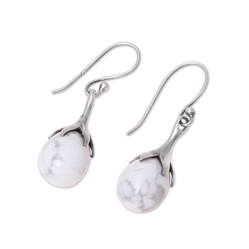 Echte Howlith- und Sterlingsilber-Tropfenohrringe aus Indien, handgefertigte Edelstein-Silberohrringe, Alltagsschmuck, Geschenk für sie