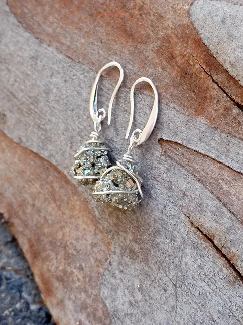 Pyrit Ohrringe Einzigartiger Schutz Zierliche Elegante Abend Bohemian Edelstein Ohrringe Rohe Natürliche Pyritwürfel 925 Sterling Silber