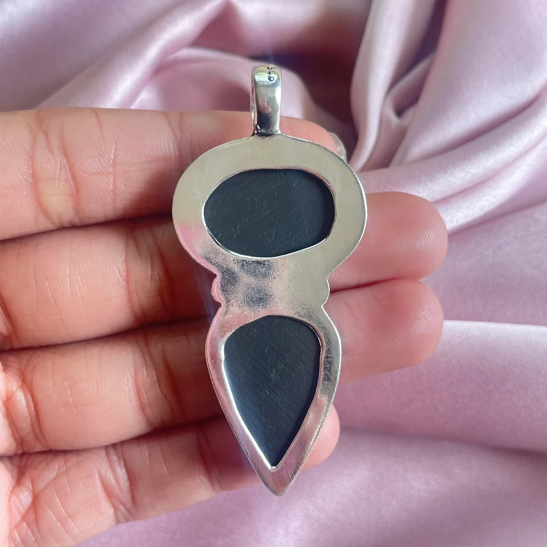Abalone-Muschel-Anhänger mit Silberkette Halskette 925 Sterling Silber Anhänger Halskette Großer Edelsteinanhänger Handgemachter Edelsteinschmuck