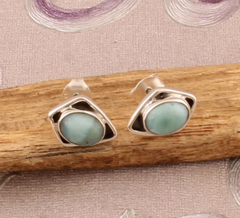 Larimar Edelstein Ohrstecker Massives 925er Sterlingsilber Designer-Ohrringe Silber-Ohrringe Natur-Edelstein-Ohrringe Handgemachte Ohrringe Geschenkidee