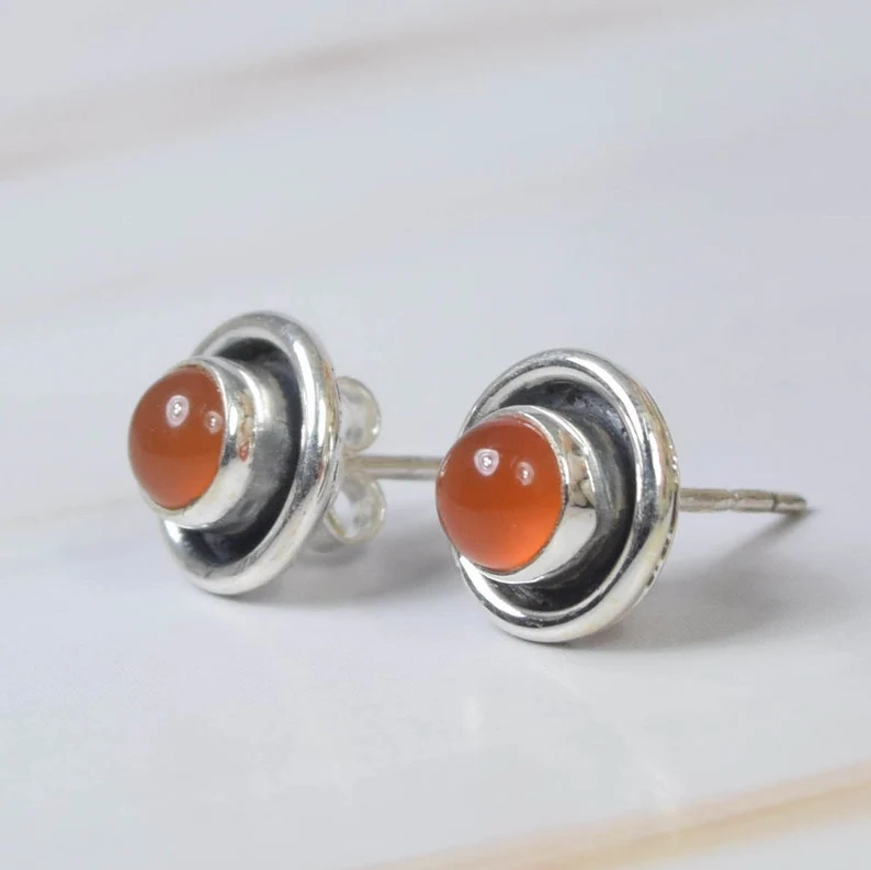 Roter Karneol 925 Sterling Silber Edelstein Ohrstecker Handgemachter Schmuck Runde Form August Geburtsstein Geschenk zum Geburtstag
