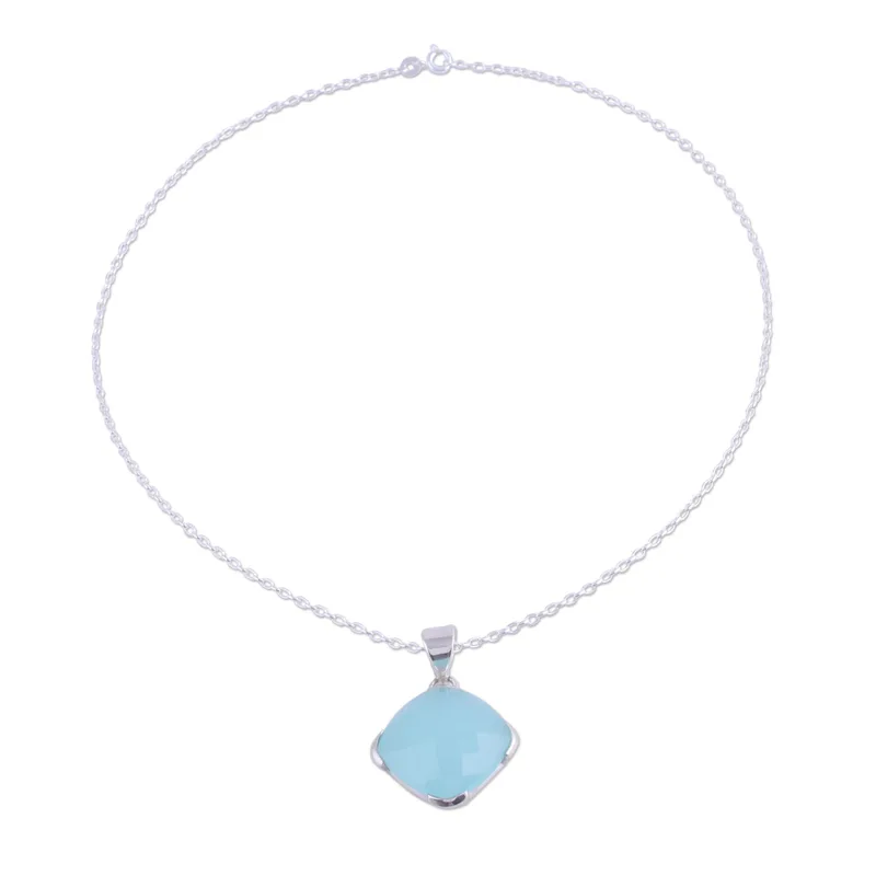 Chalcedon- und Sterlingsilber-Anhänger-Halskette, handgefertigt, zierliche Halsketten, böhmischer Schmuck, Geschenk für sie, Geburtstagsgeschenk