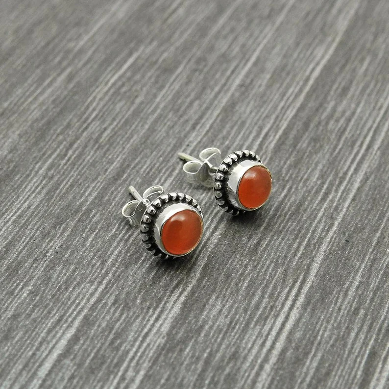 Karneol-Ohrstecker 925er Sterlingsilber Zarte Ohrringe Kleine Silberohrstecker Natursteine Geburtssteine Schmuck Brautjungfern-Geschenk