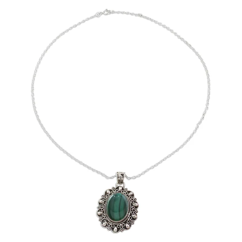 Halskette mit Malachit- und 925er Sterlingsilber-Anhänger, handgefertigter böhmischer Schmuck, Geschenk für Mama & Sie