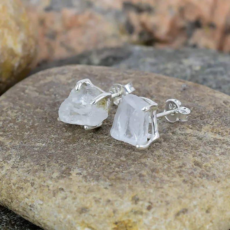 925 Sterling Silber Roh Klarquarz Ohrstecker Trendiges Geschenk für Sie Frauen Minimalistischer Natürlicher Edelsteinschmuck Geschenk für Sie