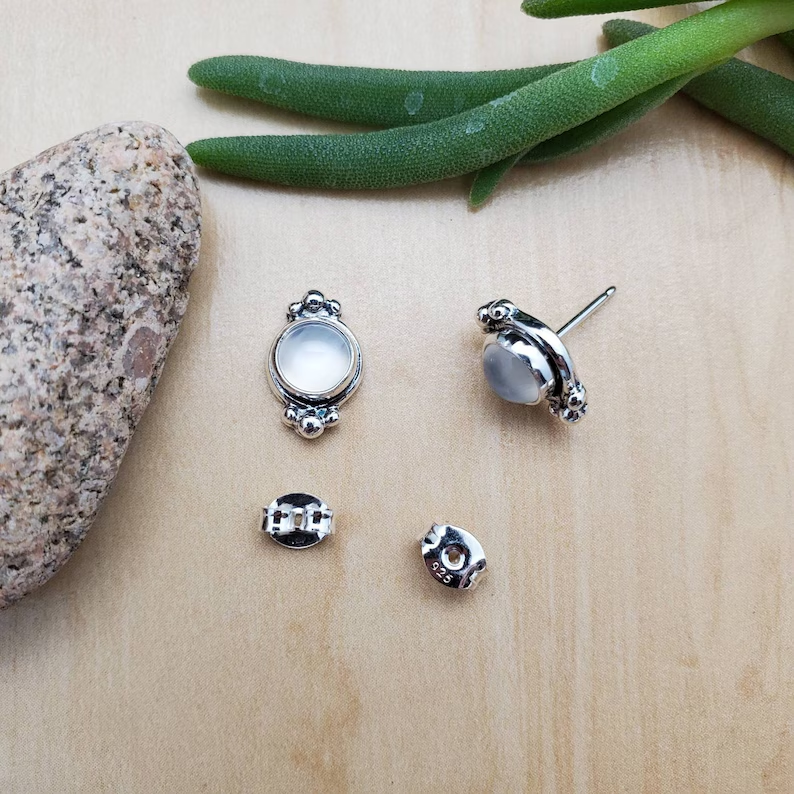 Weiße Mondstein-Ohrstecker Atemberaubende Mondstein-Ohrstecker Echter Edelstein Sterling Silber Heilenergie-Ohrstecker Geschenk für Sie