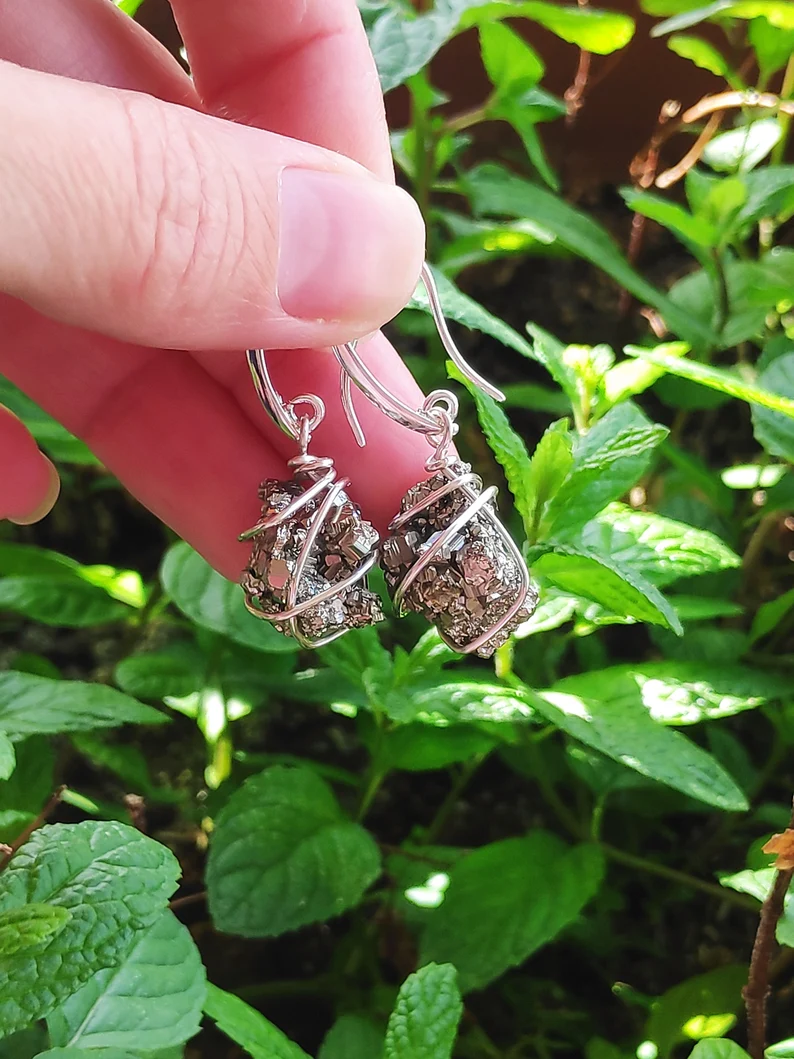 Pyrit Ohrringe Einzigartiger Schutz Zierliche Elegante Abend Bohemian Edelstein Ohrringe Rohe Natürliche Pyritwürfel 925 Sterling Silber