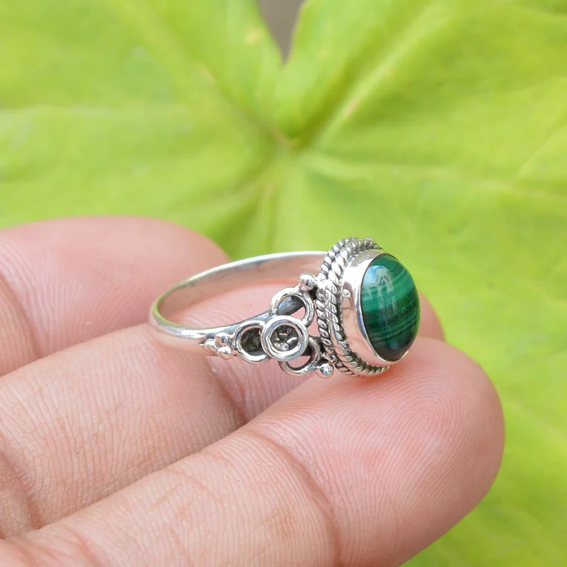 Grüner Malachit Ring Oxidierter Ring 925 Silber Ring Ovaler Malachit Ring Edelstein Ring Damen Ring Silberschmuck Malachit Ring