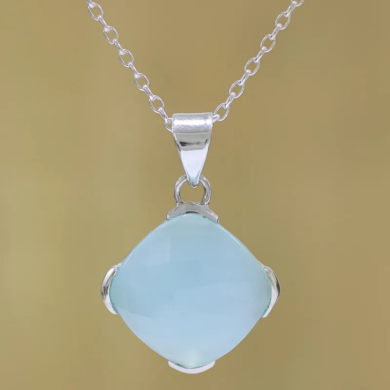 Chalcedon- und Sterlingsilber-Anhänger-Halskette, handgefertigt, zierliche Halsketten, böhmischer Schmuck, Geschenk für sie, Geburtstagsgeschenk