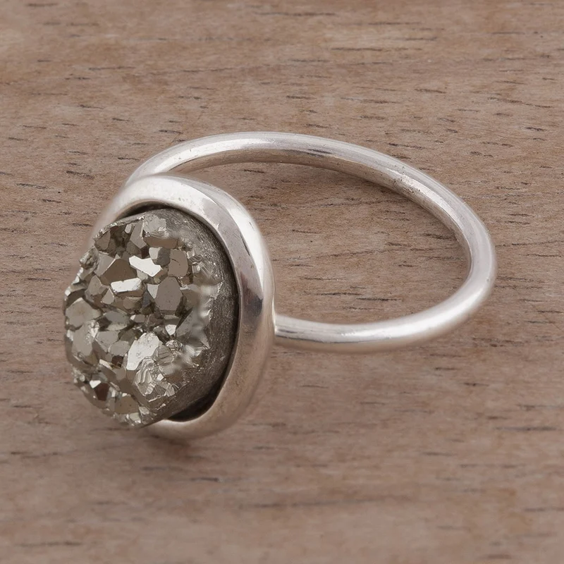 Ovaler Pyrit und Sterlingsilber Cocktailring Handgemachter Ring 925 Sterlingsilber Ring Einzigartiger Ring Geschenk für Sie