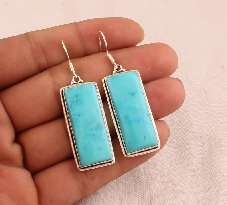 Ohrringe aus massivem 925er Sterlingsilber mit Türkis für Damen, handgefertigte Ohrringe mit Stäbchen und rechteckigen Edelsteinen, Geschenkidee, Artisan Boho Silberohrringe