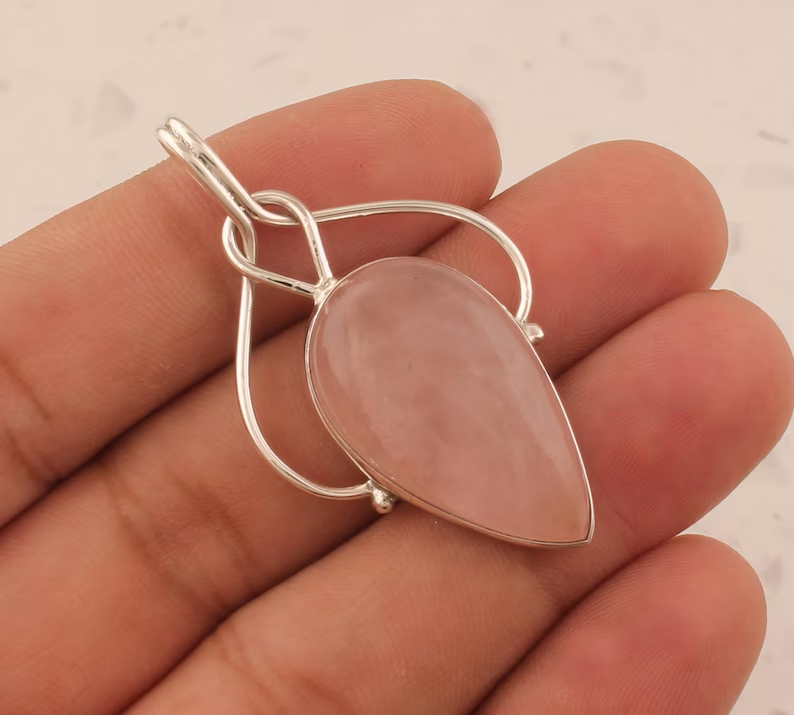 Massiver 925er Sterlingsilber Rosenquarz Halsketten-Anhänger für Frauen Handgemachter Silber Boho Oval Edelstein-Anhänger Geschenkidee für Mutter Schmuck