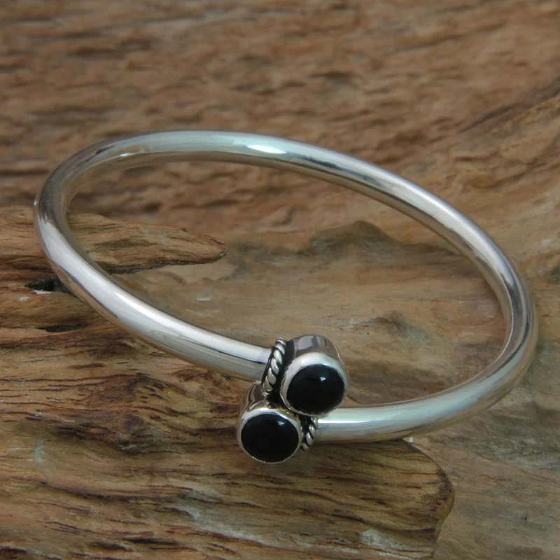 Handmade Onyx Cabochon Bangle Bracelet 925 Sterling Silver Bohemian Jewelry Charming Jewelry Valentine Day Gift For Her & Mom