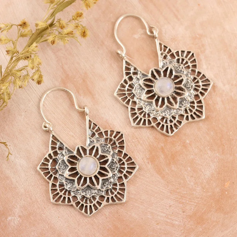 Floraler Nebel Natürlicher Regenbogen-Mondstein-Ohrringe 925 Sterling Silber Tropfen-Ohrhänger Handgemachte Edelstein-Ohrringe Geburtstagsgeschenk für Sie