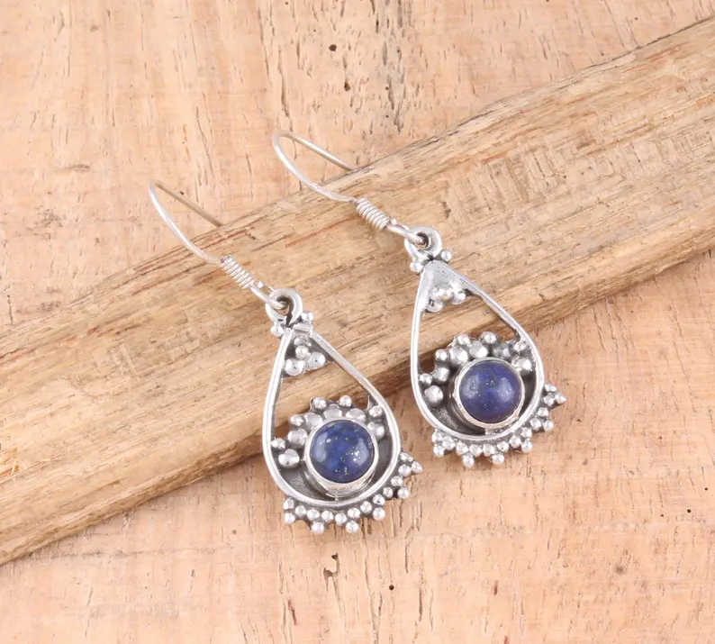 Wunderbare Lapis Lazuli massive 925 Sterling Silber Designer Ohrringe für Damen handgemachte Silberohrringe Schmuckgeschenkidee zum Muttertag