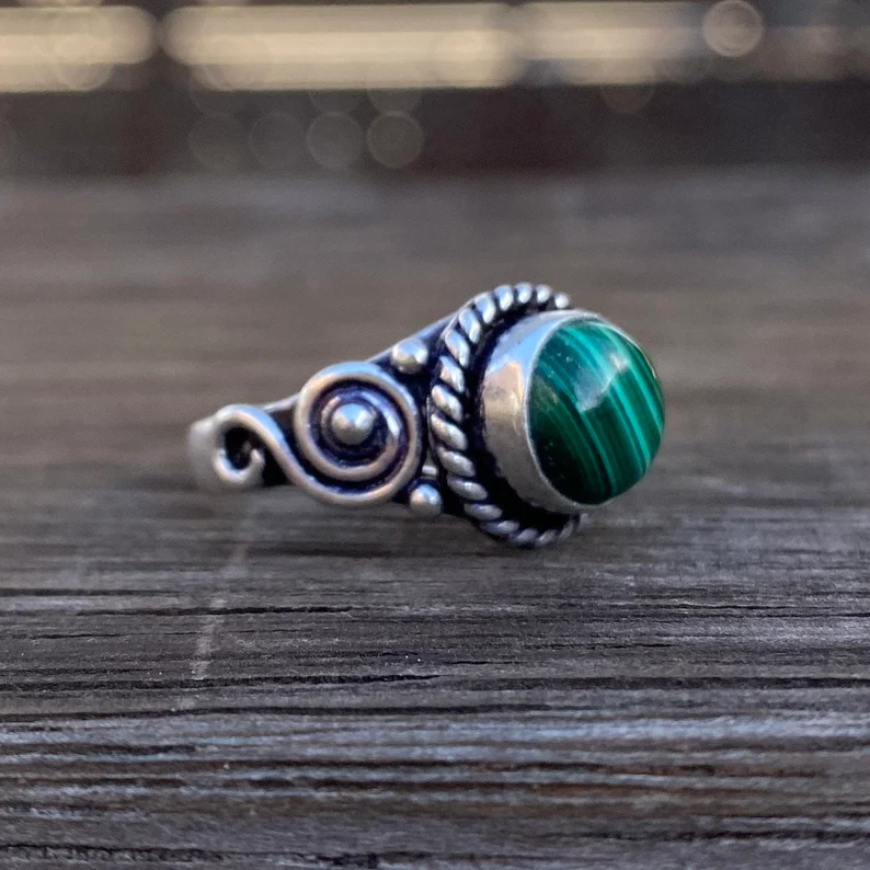 925 Sterling Silber Malachit runder Edelsteinring handgefertigter Bohemian Schmuck Statement-Ring Geschenk für Sie