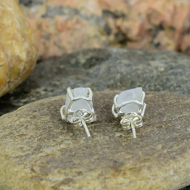 925 Sterling Silber Roh Klarquarz Ohrstecker Trendiges Geschenk für Sie Frauen Minimalistischer Natürlicher Edelsteinschmuck Geschenk für Sie