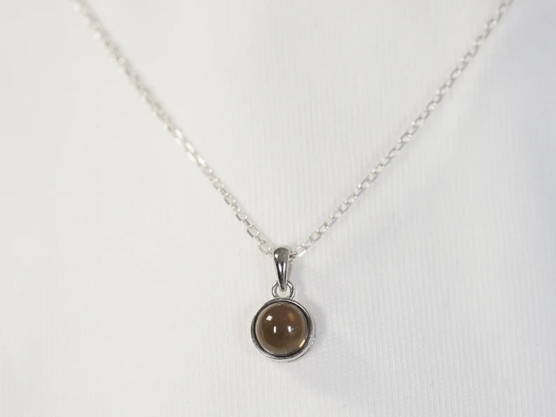 Natur Cabochon Rauchquarz Halskette Anhänger und Silberkette Minimalistisches Geschenk für sie