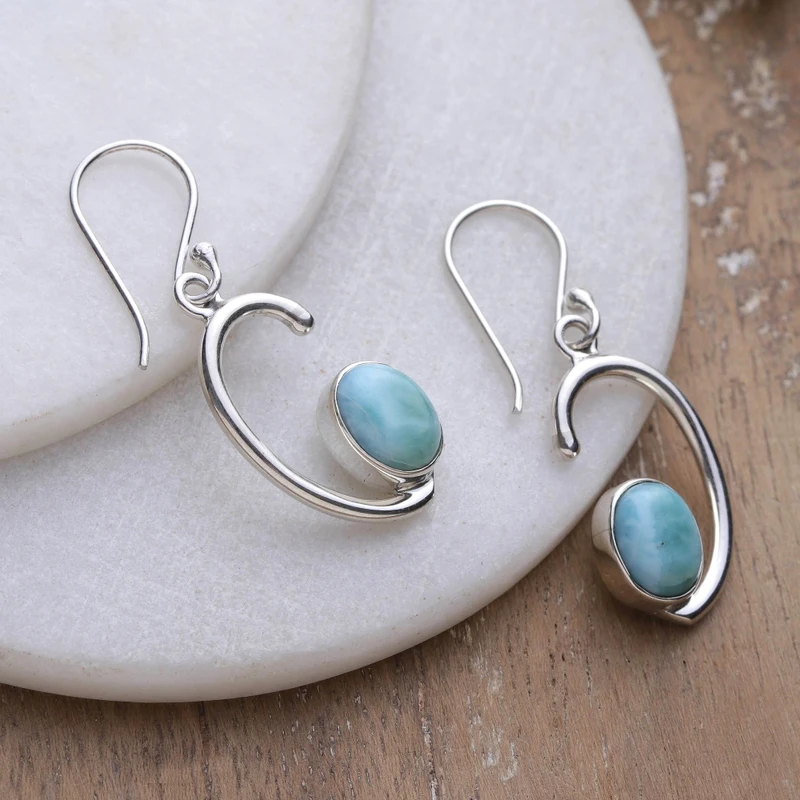 Halbmond Ohrhänger mit natürlichen Larimar Steinen 925 Sterling Silber Edelstein Ohrringe Handgemachte Boho Ohrringe Geschenk für Sie