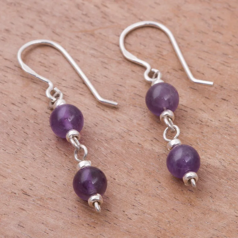 Baumelnde Ohrringe aus Sterlingsilber mit zwei Amethyst-Edelsteinen, handgemachte Ohrringe, Geschenkidee, Geburtstagsgeschenk, böhmischer Schmuck, Geschenk für sie