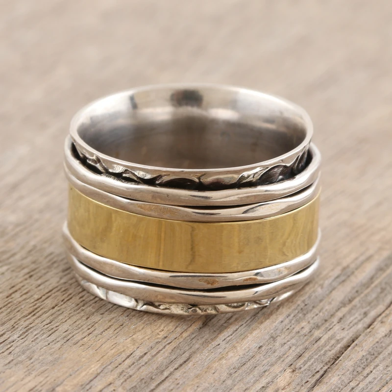 Meditations-Spinner-Ring aus Sterlingsilber und Messing aus Indien, handgefertigter Ring, Silberschmuck, böhmischer zarter Ring, Geschenk für sie