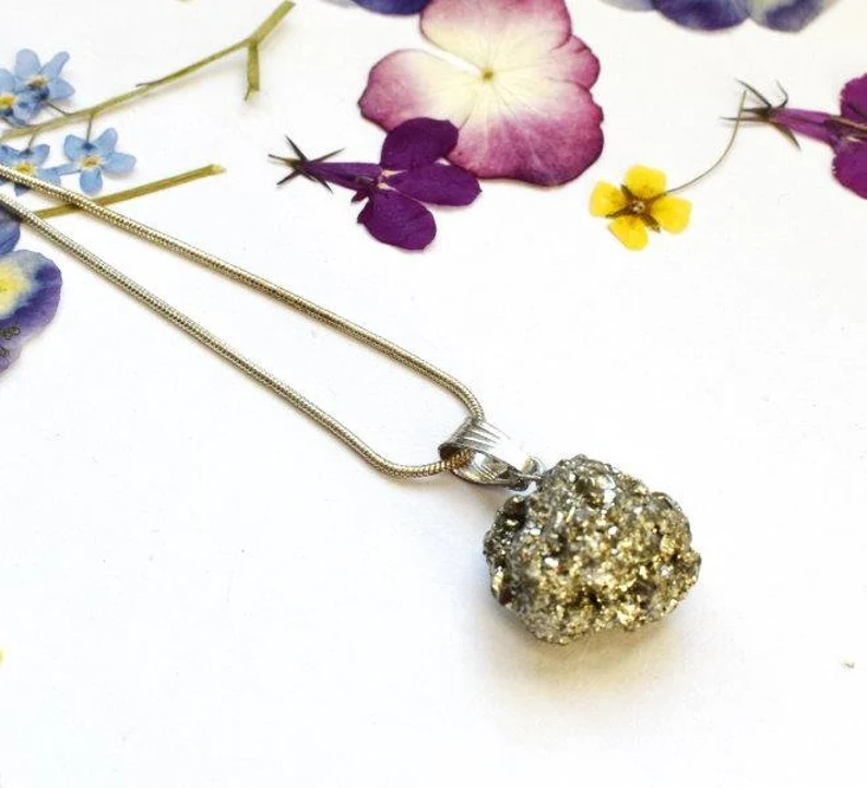 Pyrit-Kristall-Halskette-Anhänger, wunderschönes natürliches Edelstein-Geschenk & Silberkette 925 Sterling Silber