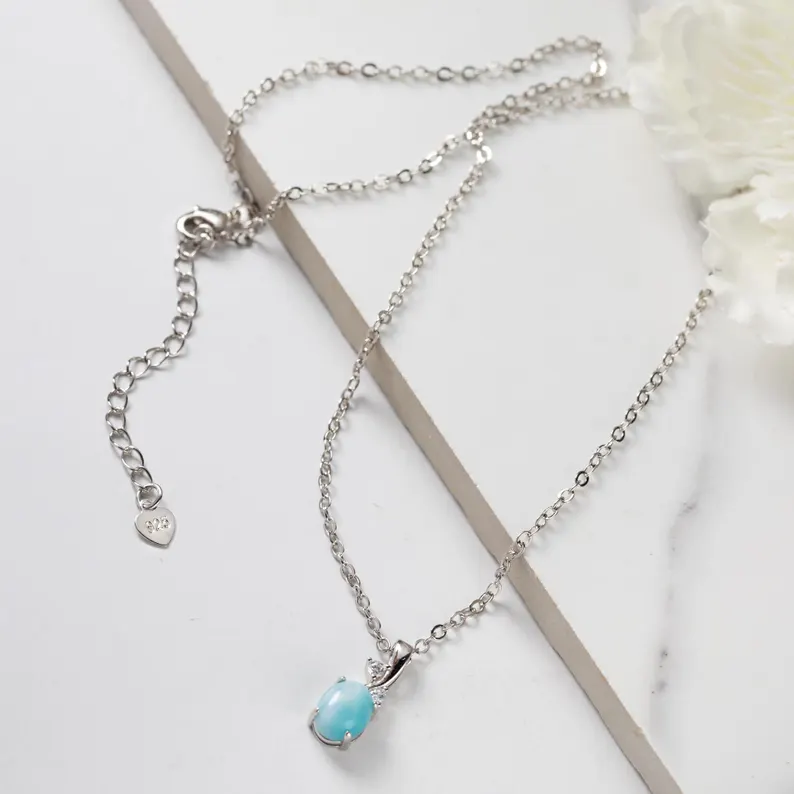 Larimar-Anhänger-Halskette Minimalistische Larimar-Edelsteinkette Blaue Larimar-Halskette Weihnachtsgeschenk für Mutter Sterling-Silber-Halskette