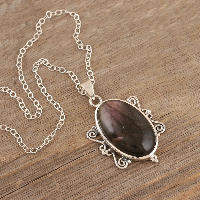 925 Sterlingsilber Anhänger Halskette mit ovalem Labradoritstein Boho Zierlicher Labradorit Schmuck Geschenk für Sie
