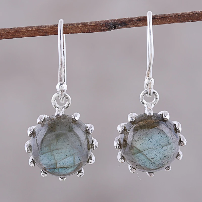 Runde Ohrhänger aus Sterlingsilber mit Labradorit, Edelstein-Ohrringe, Labradorit-Schmuck Geschenkidee
