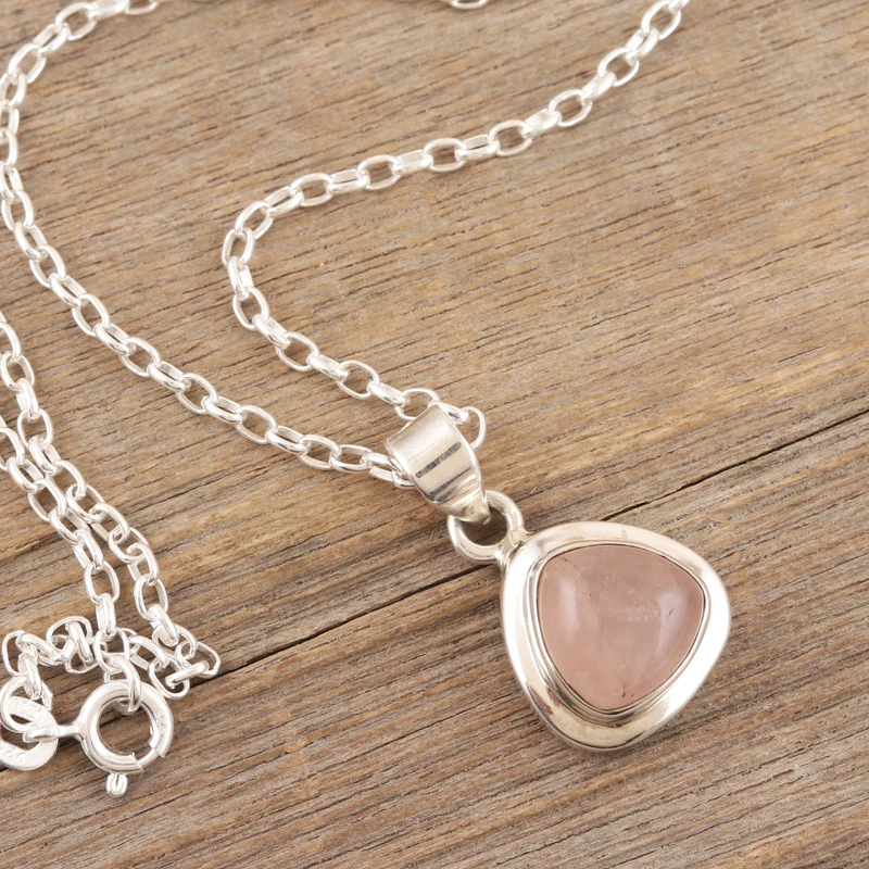 Halskette mit Anhänger aus Sterlingsilber 925 mit Rosenquarz für Damen, handgefertigte Boho-Halsketten, Geschenke für sie und Mama