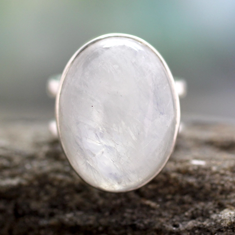Handgefertigter Regenbogen-Mondsteinring aus 925er Sterlingsilber – Geschenk für Sie und Mama