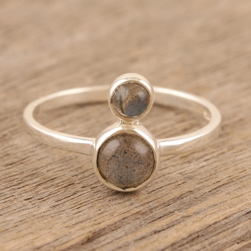 Handgefertigter Labradorit- und Sterling-Silber-Cocktailring aus 925er Sterling-Silber Geschenk für Sie