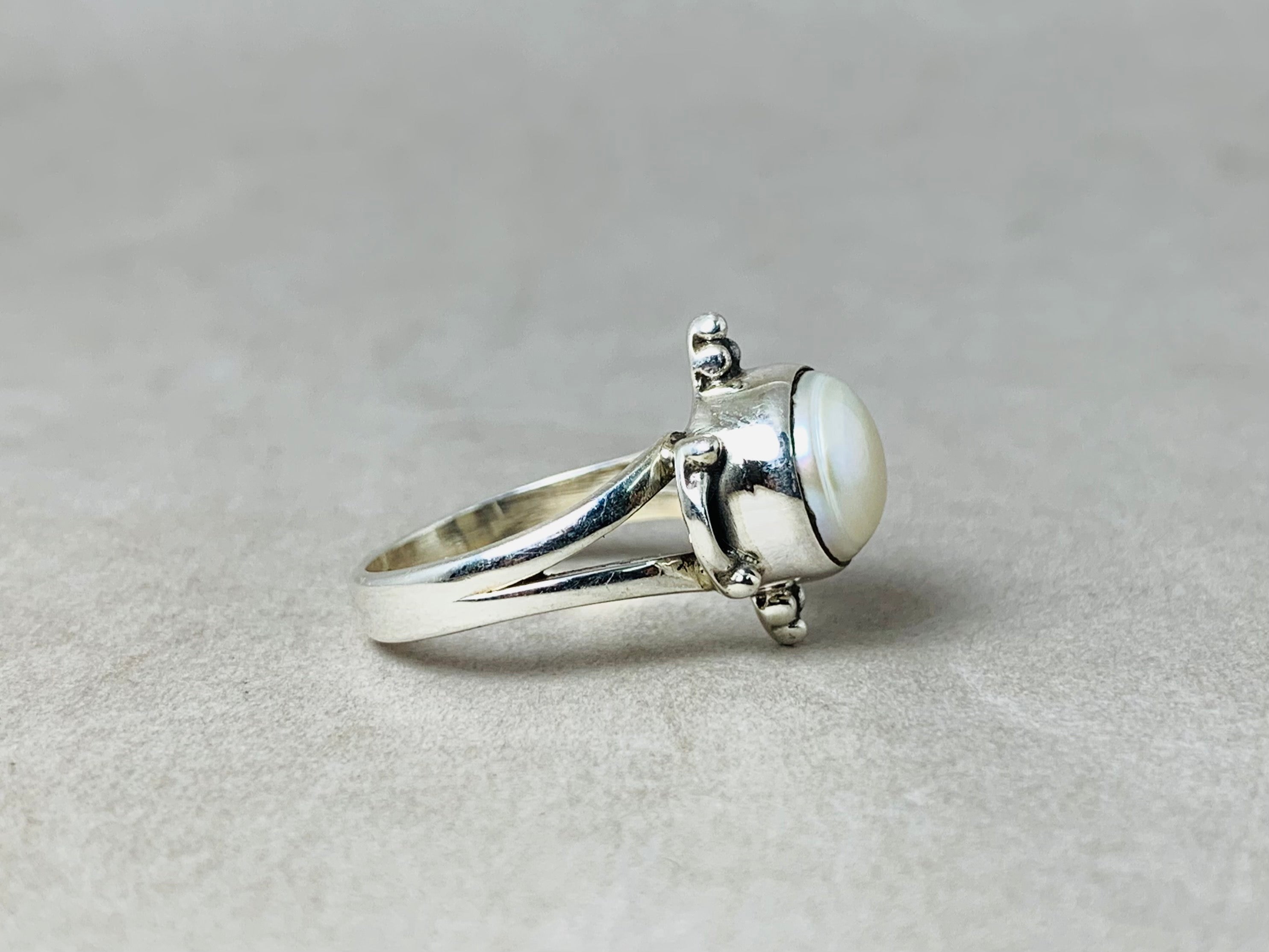 Perlenring 925 Sterling Silber Ring Statement Ring Minimalistischer Handgemachter Ring Einzigartiges Geschenk für Sie