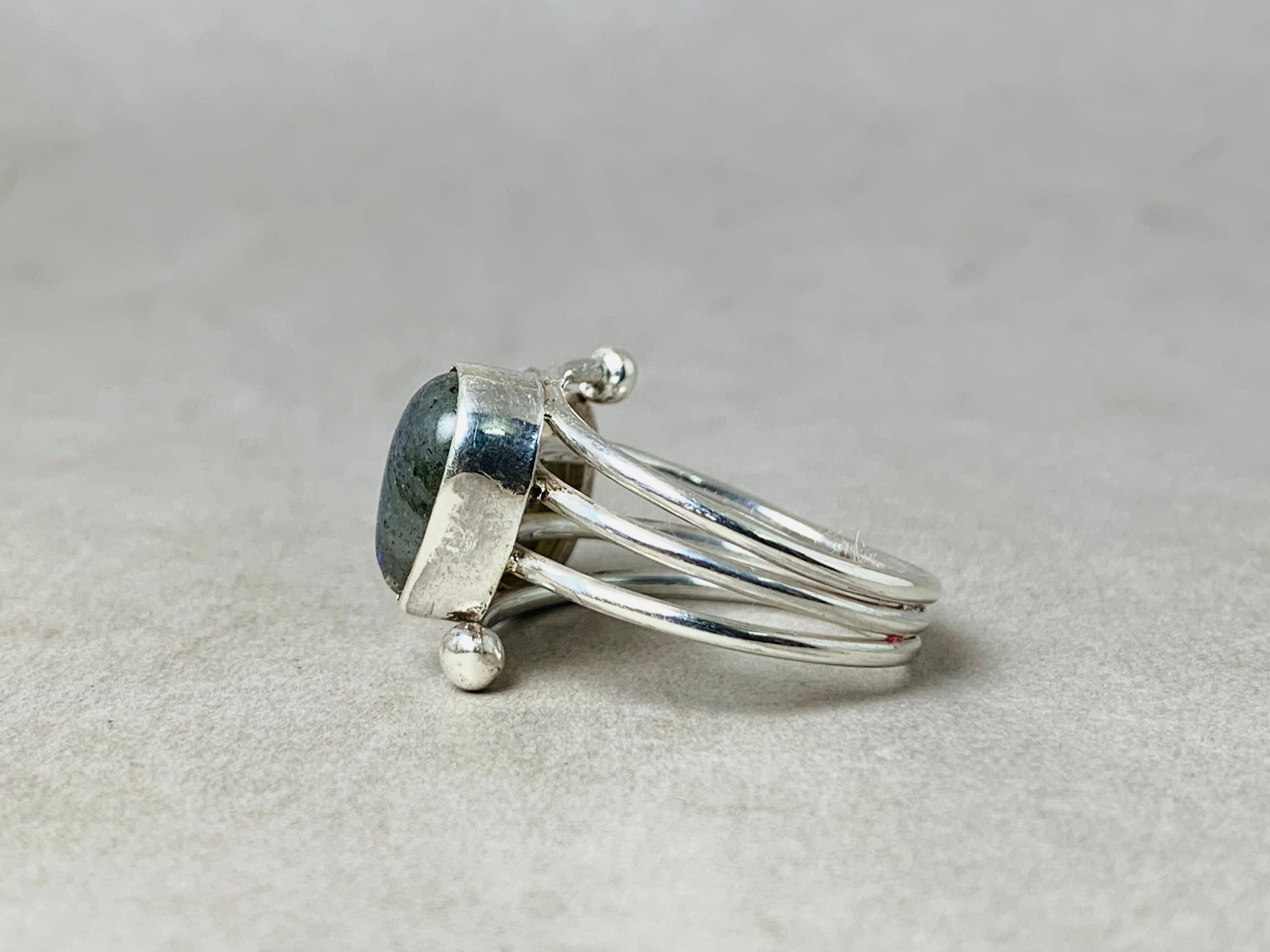 Dubbele Labradoriet Edelsteen Ring 925 Zilveren Ring Handgemaakte Statement Ring Boheemse Ring Peervormige Labradoriet Ring Cadeau Voor Haar