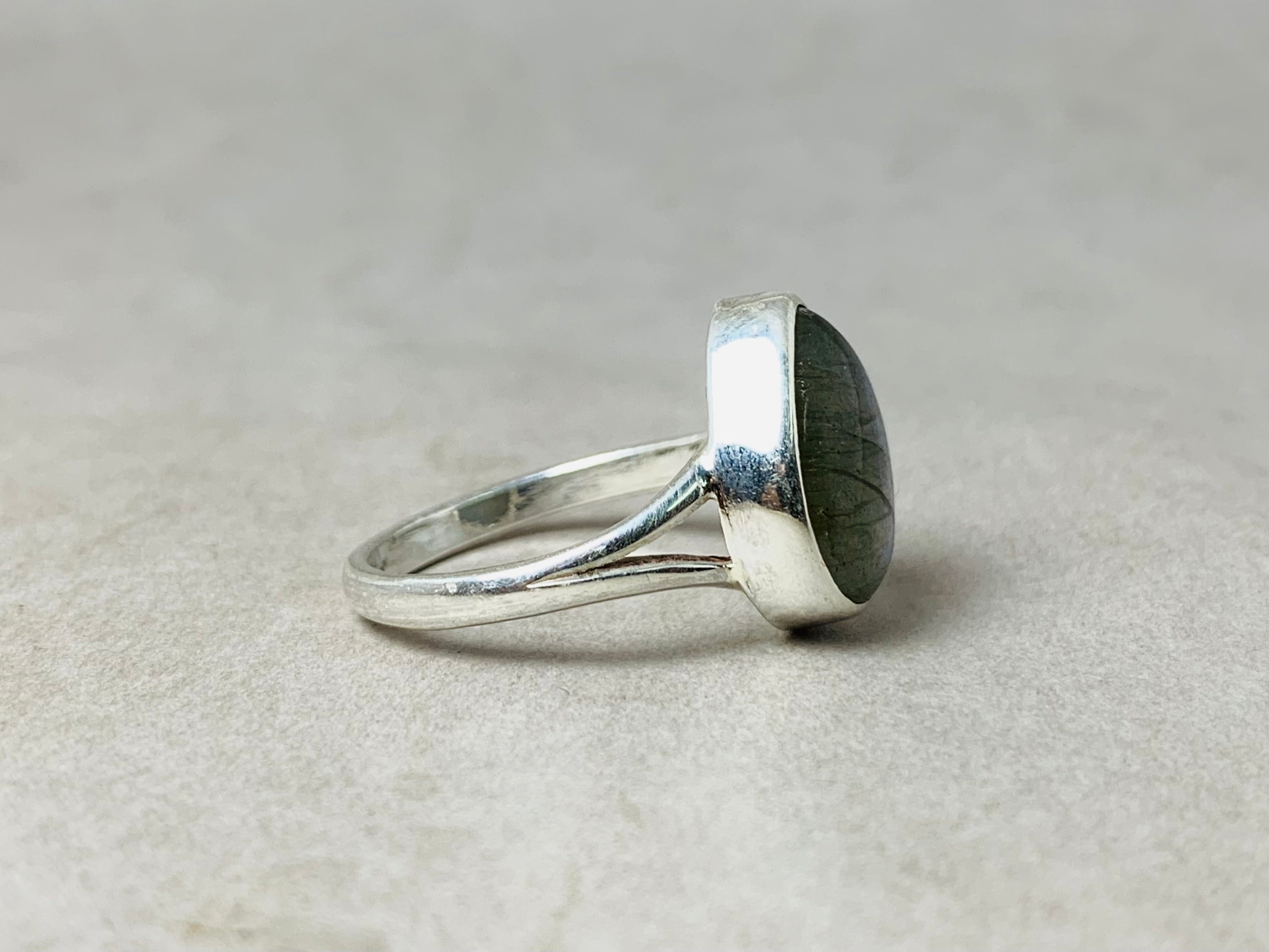 Labradoriet Edelsteen Ring 925 Zilveren Ring Handgemaakte Stapelring Boheemse Ring Peervorm Labradoriet Ring Cadeau Voor Haar