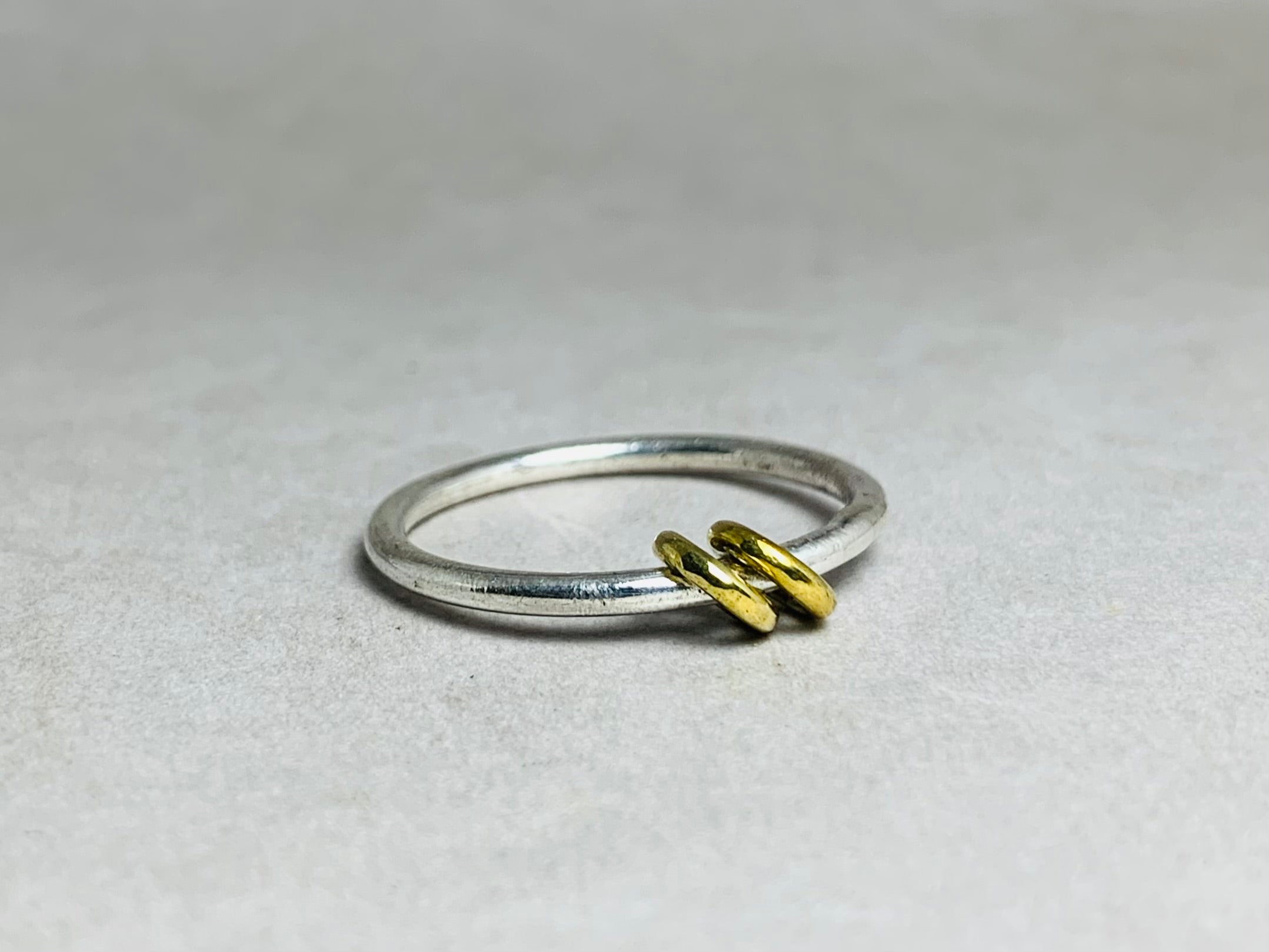 Bandring 925 Silber Ring Handgemachter runder Bandring Stapelring Rolling Band Ring Einzigartiger Ring Alltagsring