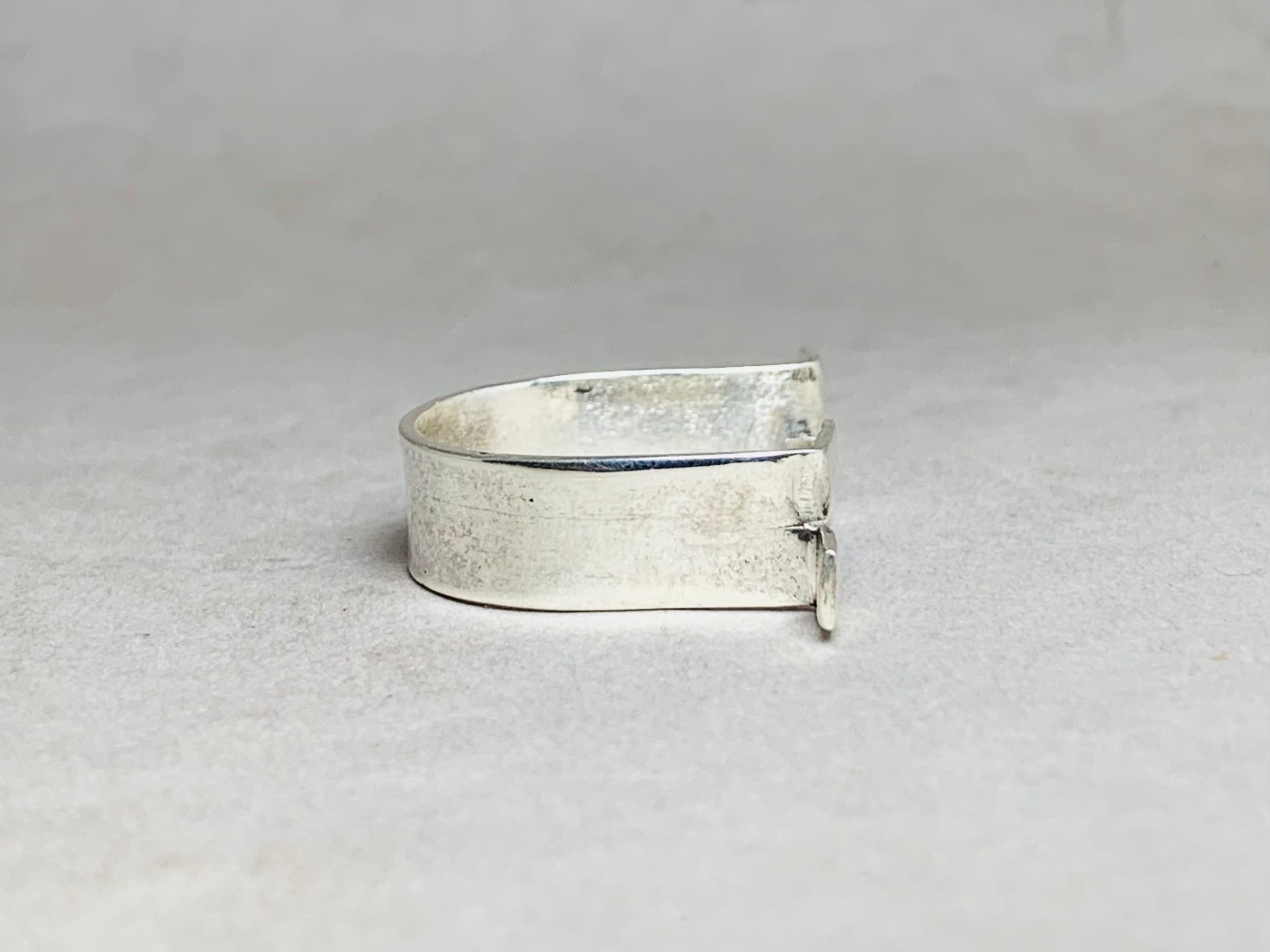Offener Bandring 925 Silberring Handgemachter moderner Ring Einfacher Alltagsring Zwei-Stäbe-Ring Einzigartiger Ring