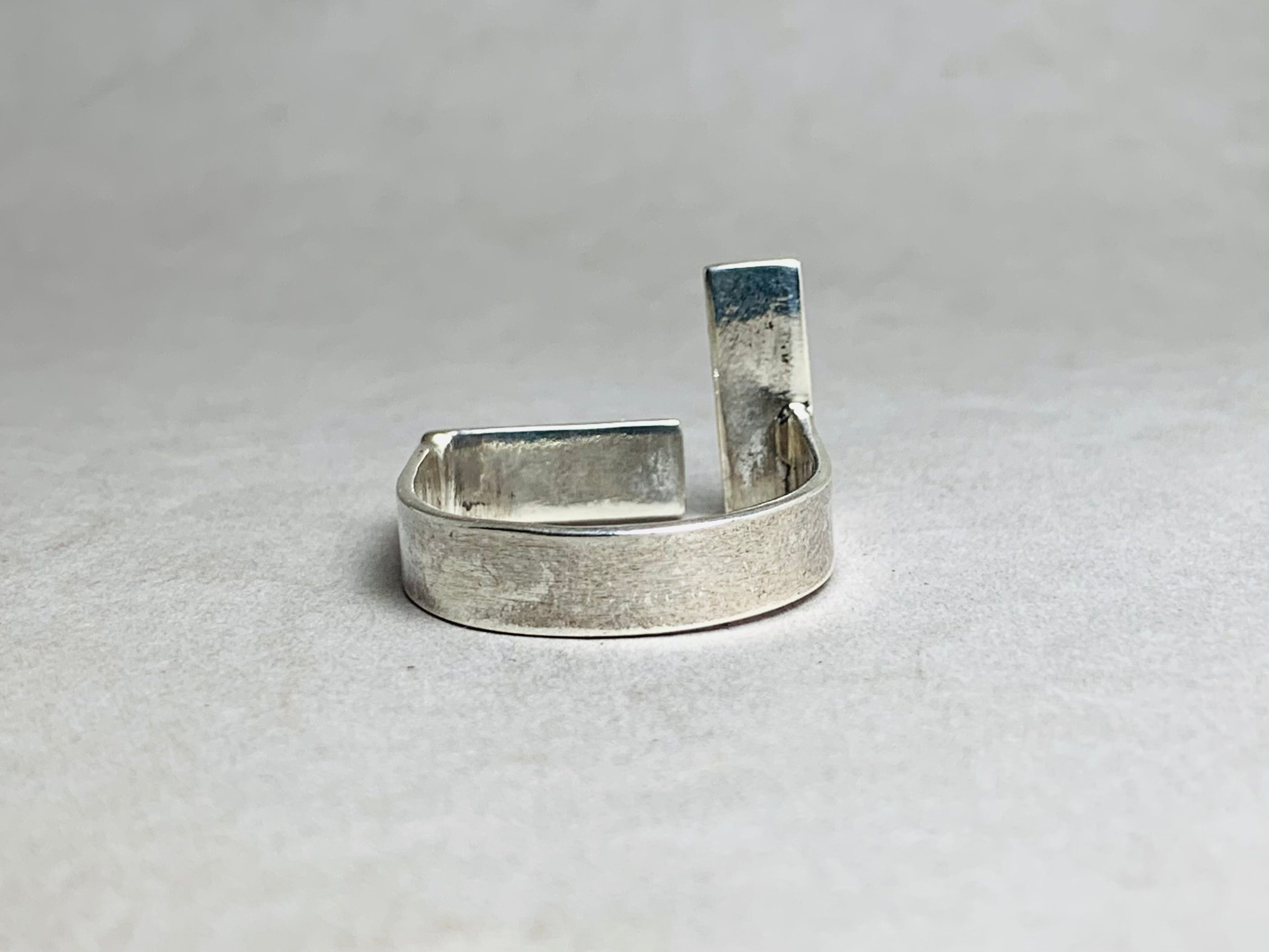 Bar Ring 925er Sterling Silber Ring Handgefertigter Statement Ring Eleganter Design Ring Doppelter Bar Ring Verstellbar
