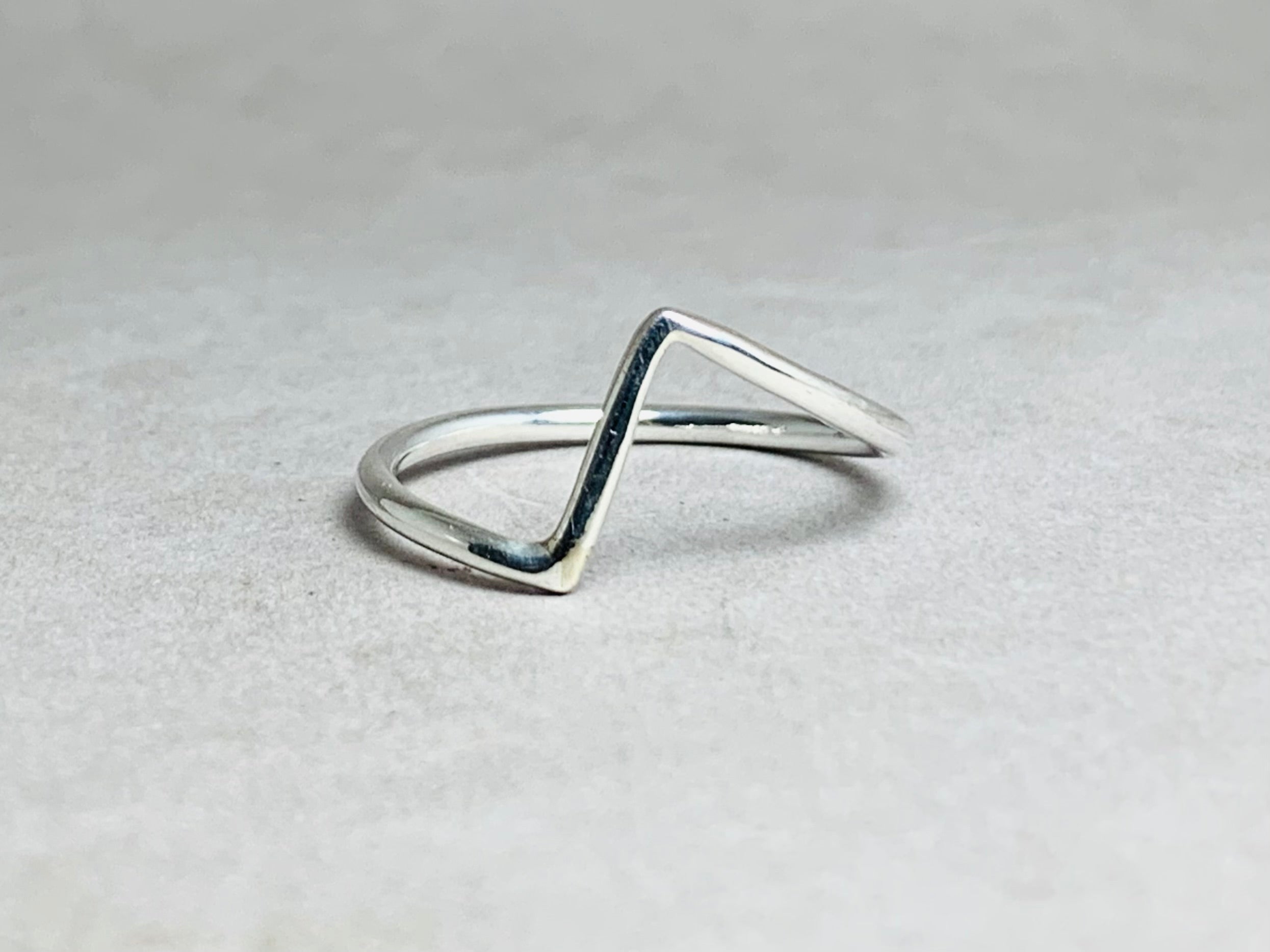 Feiner Barrenring 925 Sterling Silber Ring Handgemachter Minimalistischer Ring Stapelring Kleiner Ring Geschenk Für Sie