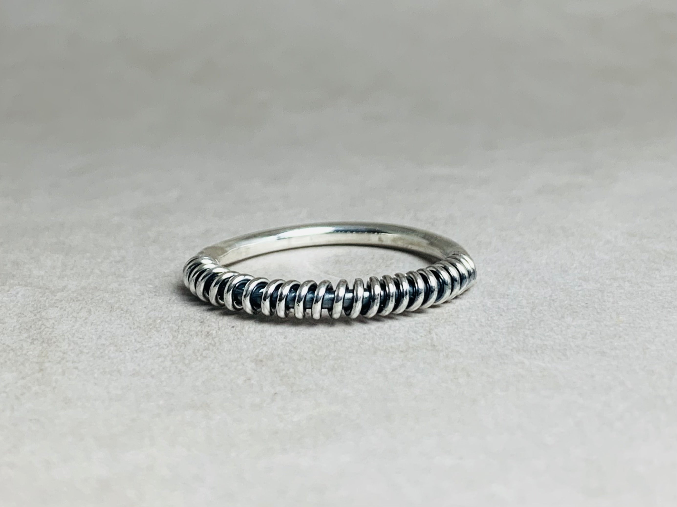 Gedraaide Ring 925 Massief Sterling Zilveren Ring Handgemaakte Unieke Ring Stapelring Delicate Fijne Gedraaide Ring