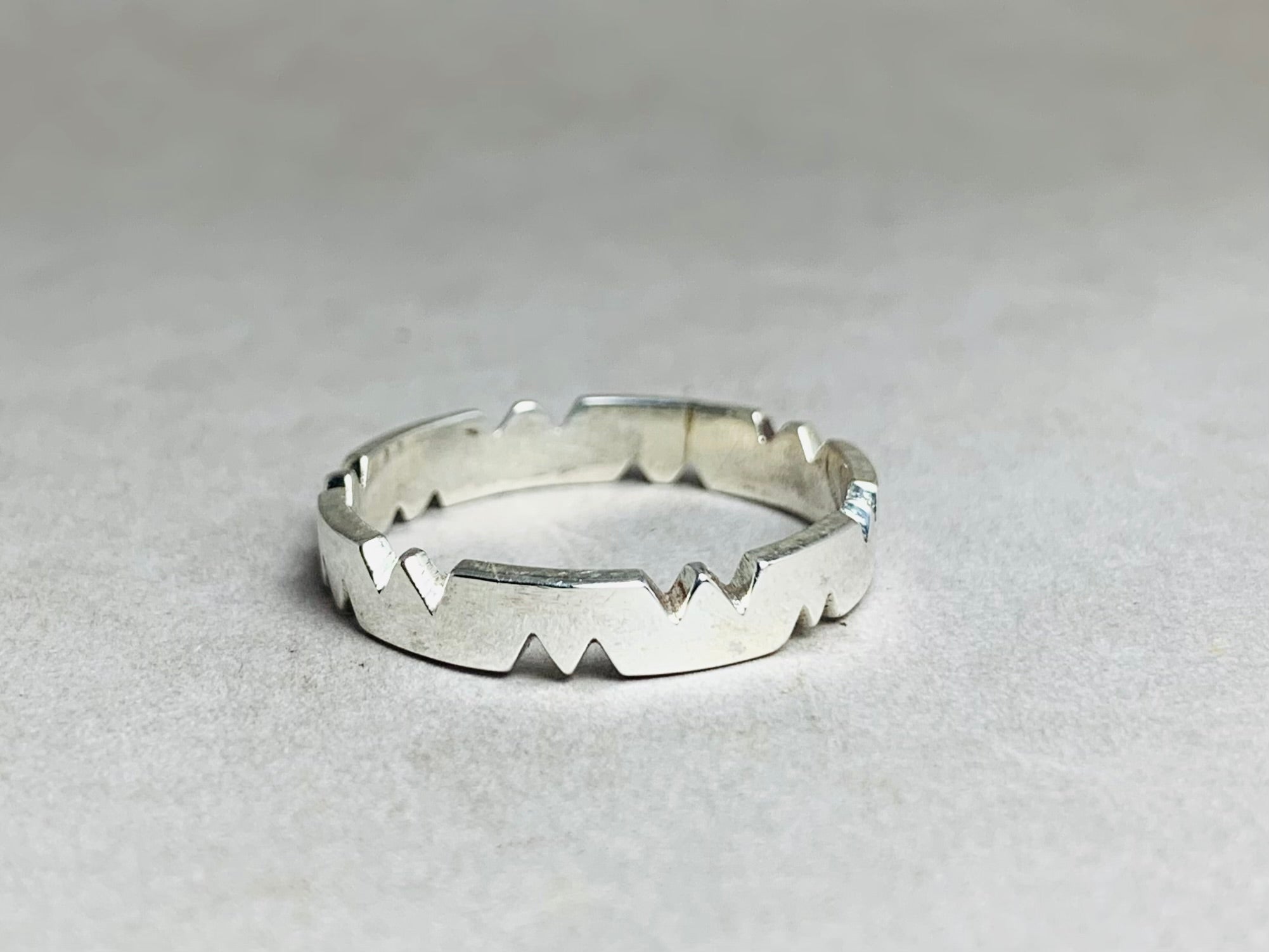 Bandring 925er Silberring Wellenring Zickzackring Handgefertigter Unikat Silberring Kronenring Geschenkideen