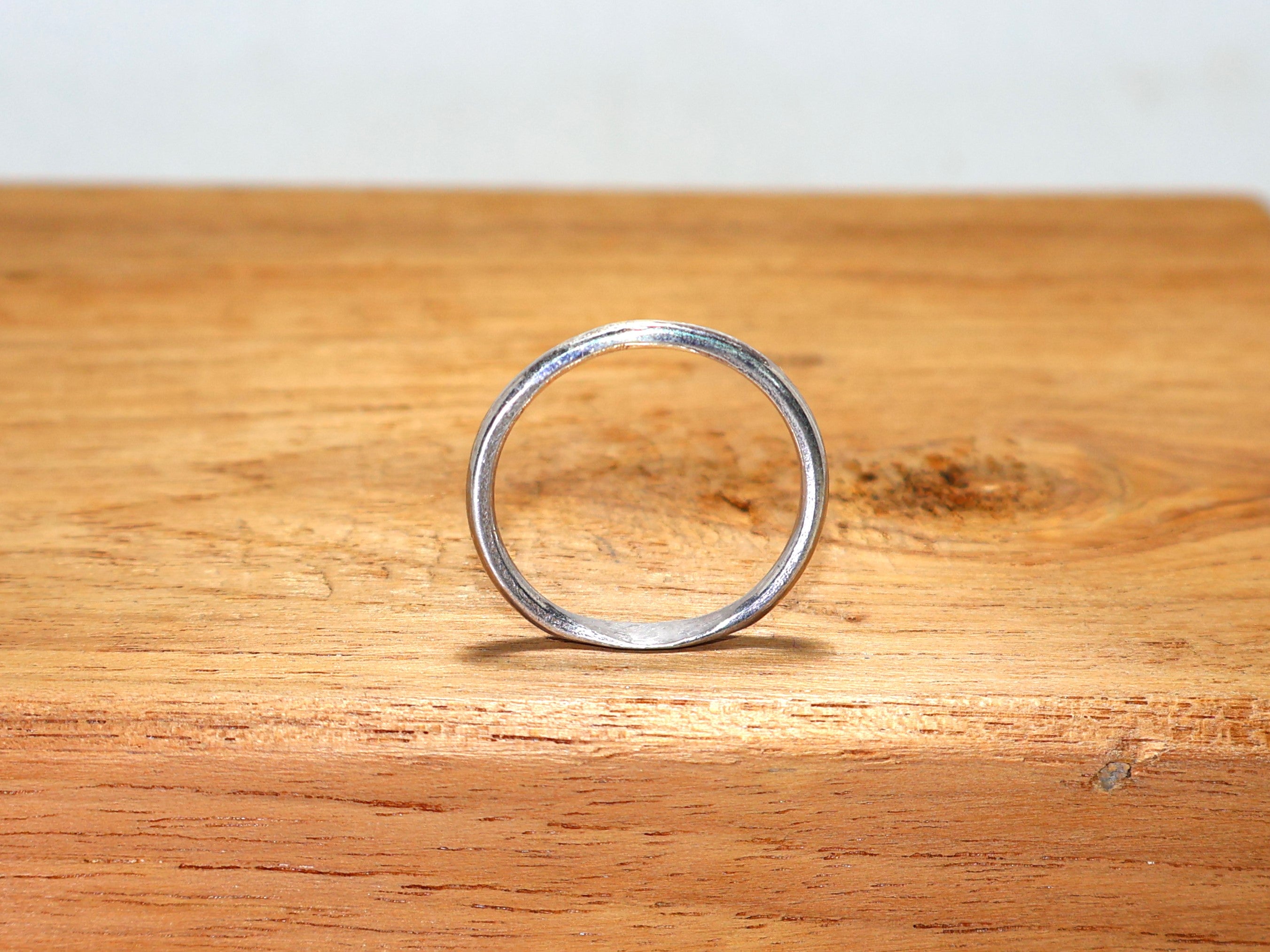 Gepersonaliseerde Initiaal Ring 925 Zilveren Ring Handgemaakte Minimalistische Ring Verfijnde Initiaal Ring